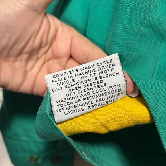 Vintage London Fog Green Weatherwear Jacket with Yellow Lining Size 44 (Fits L) - Picture 6 of 9